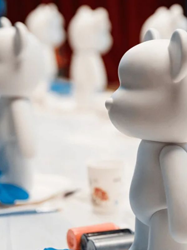 Флюид арт мишка Bearbrick