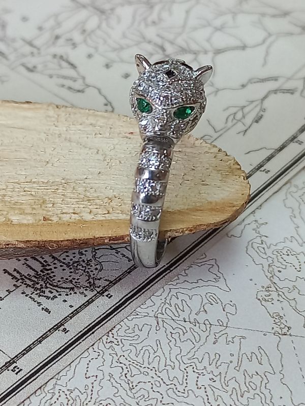 Серебряное кольцо Пантера
