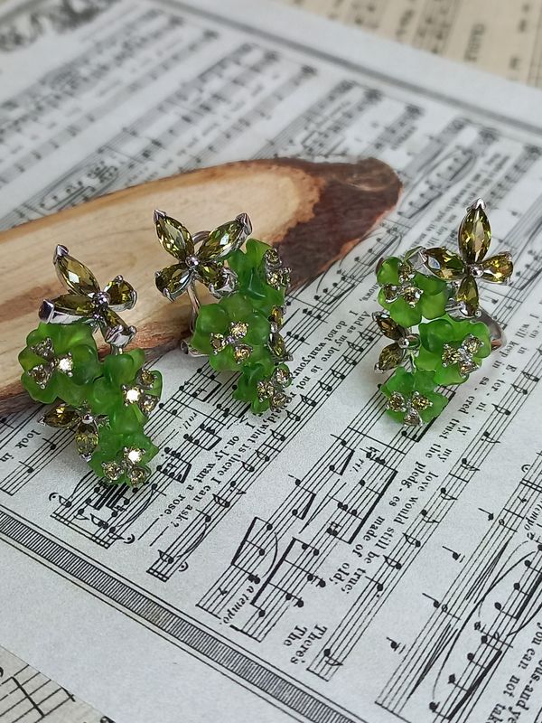 Серебряный комплект с фианитами