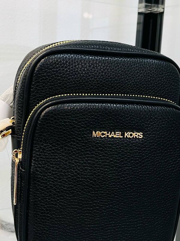 Разные цвета Michael Kors Flight North South Chain