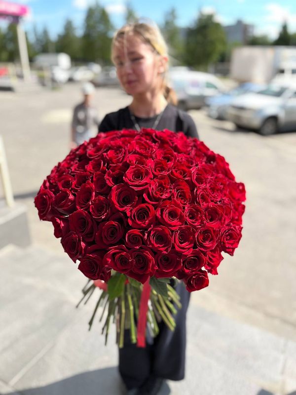 Букет 101 красная роза