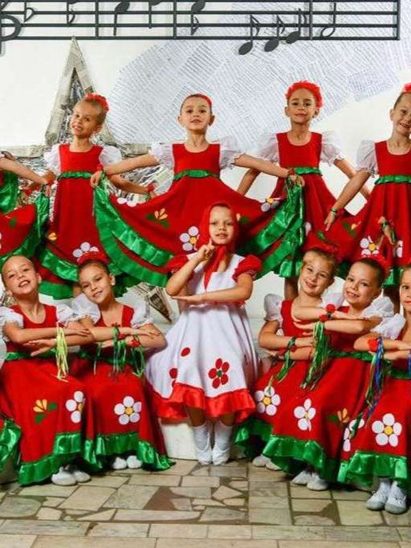 «Образцовый любительский коллектив» ансамбль танца «Талисман»