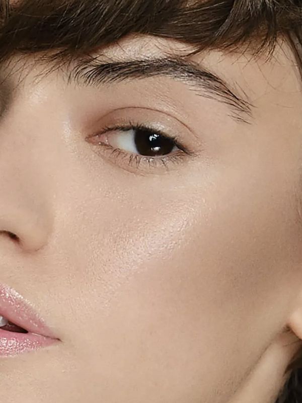 PERFECT LIQUID CONTOUR. 01