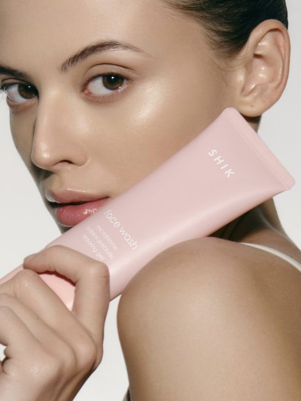 FACE WASH MICROBIOME SYSTEM PREBIOTIC RESTORING GEL