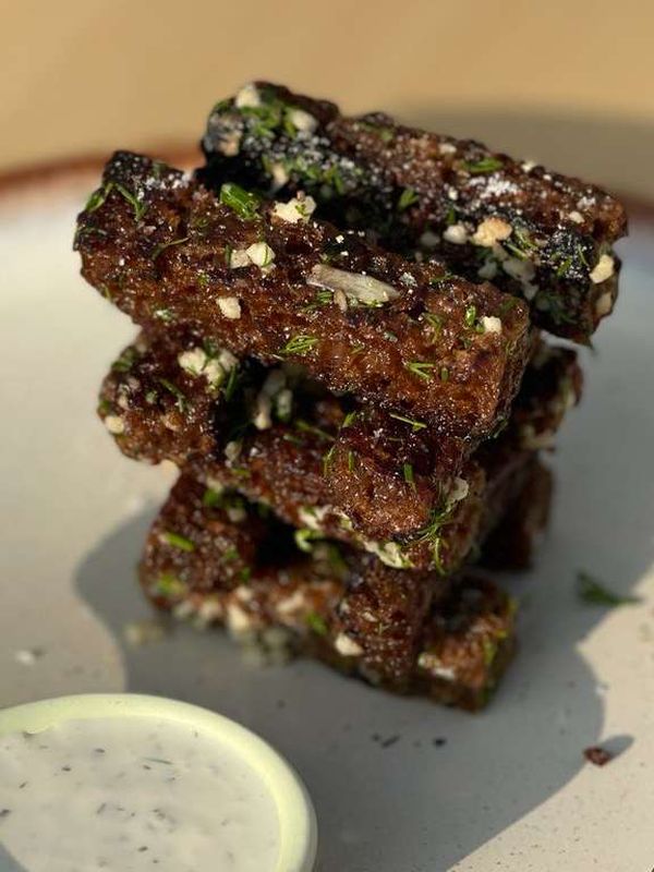 Чесночные гренки / Garlic croutons