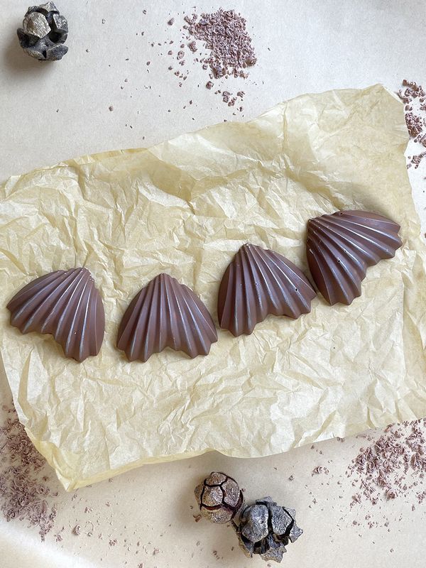4 marzipan Candies