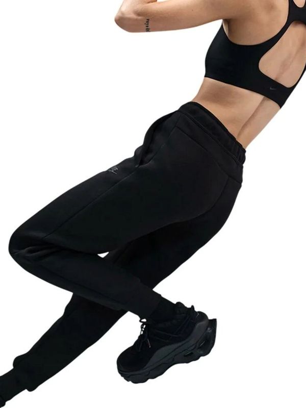 Pantaloni Nike Tech
