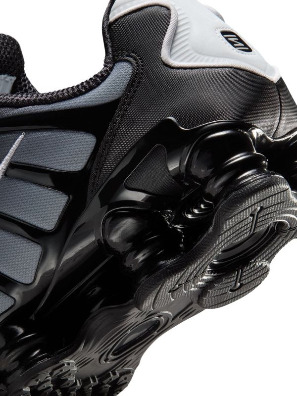 Adidași Nike Shox TL