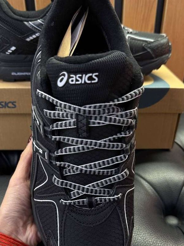 Кроссовки ASICS ❄️