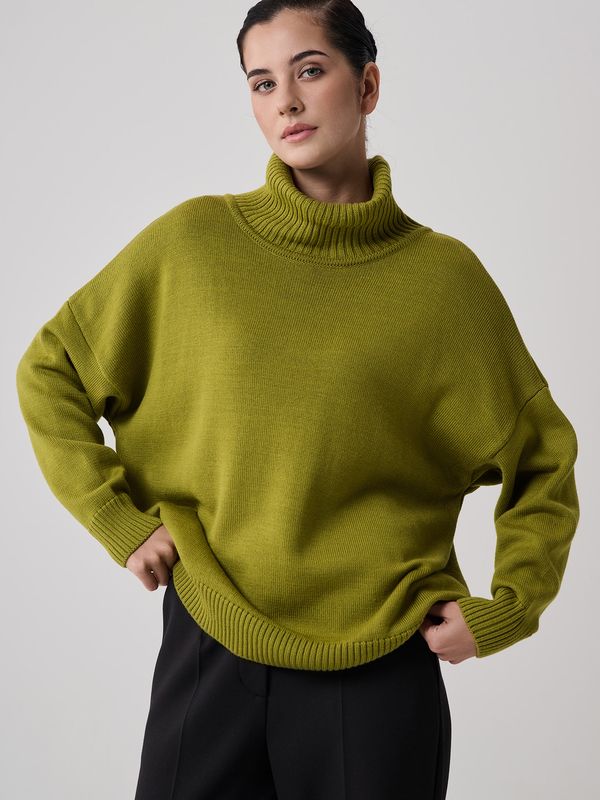 Оверсайз свитер в фисташковом цвете в размере 2XL-3XL