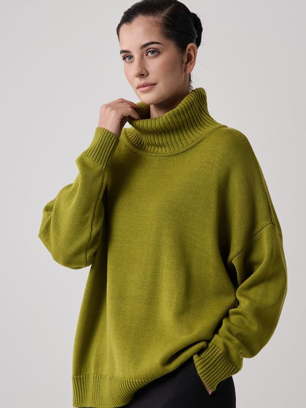 Оверсайз свитер в фисташковом цвете в размере 2XL-3XL