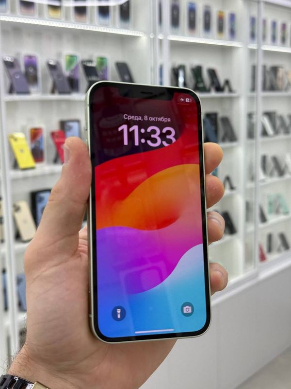 iPhone 12, 128 ГБ б/у