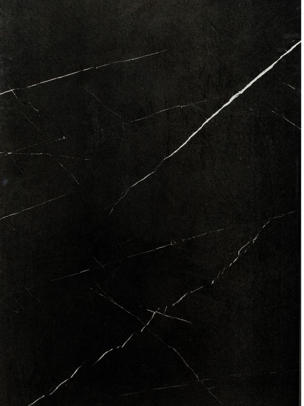 Pietra black