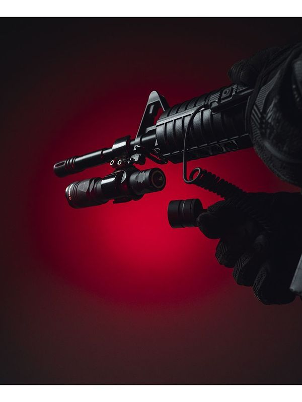 Фонарь подствольный Armytek Dobermann Pro Magnet USB XHP35 HI, 1400 lm, тёплый, до 363м, 1x18650, IP68, 115г