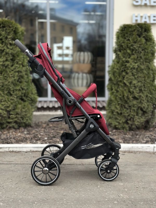 Прогулочная коляска с перекидной ручкой Luxmom 525, Бордовая