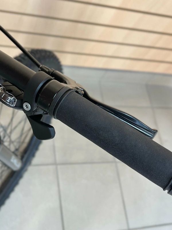 Горный велосипед SCHNELLER ORIGINAL TT401, диаметр колес 27,5", 7 скоростей, рама алюминий, цвет зеленый