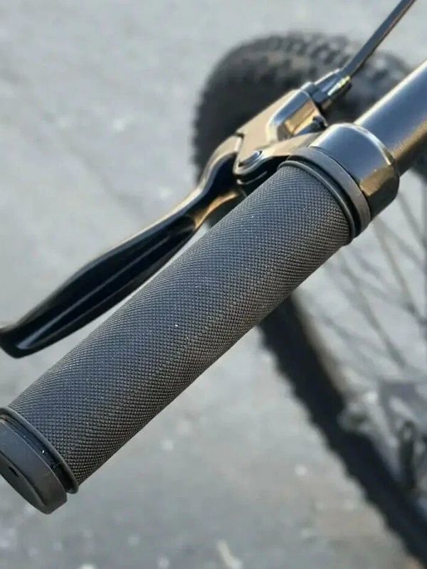 Горный велосипед SCHNELLER ORIGINAL TT401, диаметр колес 27,5", 7 скоростей, рама алюминий, цвет серый