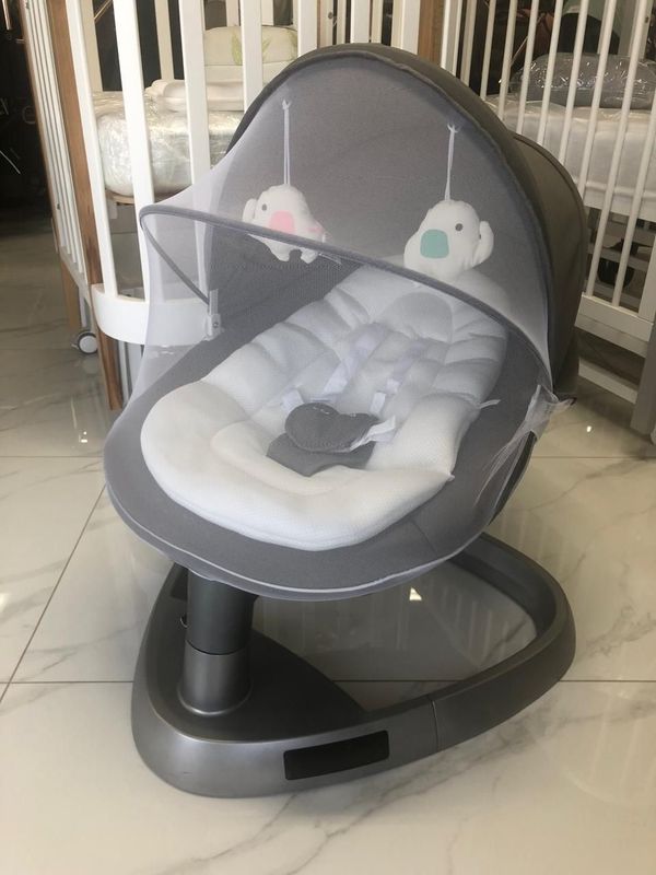 Электрокачели детские Luxmom RS002 Шезлонг качалка для новорожденных, серая