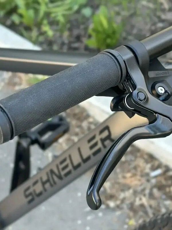 Горный велосипед SCHNELLER ORIGINAL TT401, диаметр колес 27,5", 7 скоростей, рама алюминий, цвет серый