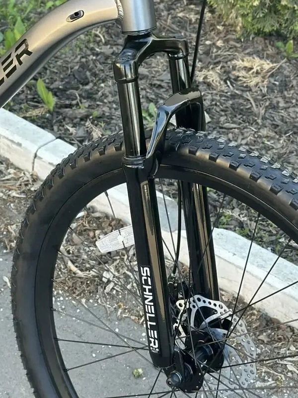 Горный велосипед SCHNELLER ORIGINAL TT401, диаметр колес 27,5", 7 скоростей, рама алюминий, цвет серый