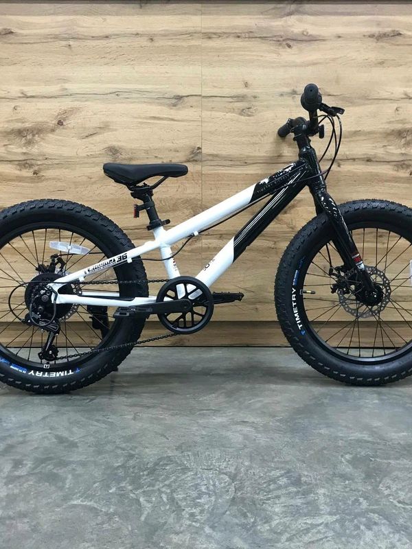 Детский велосипед полуфэтбайк BREND TIMETRY ORIGINAL TT292, колеса 24", 7 скоростей, Черно-белый
