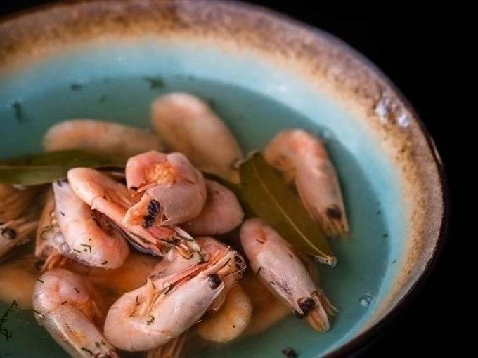 Привезём горячие креветки к вам домой 🦐