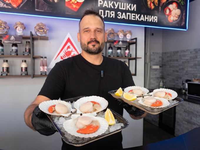🦪 Живой гребешок уже в аквариуме!