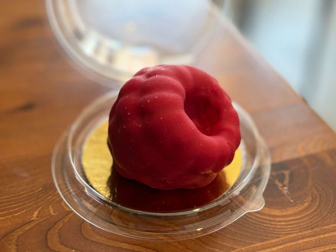 🍓Корпусные пирожные уже на витрине!