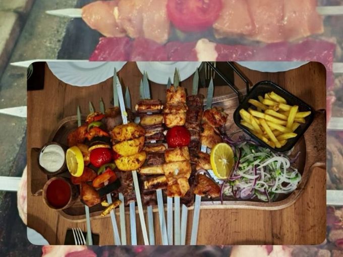 Шашлык: традиция, воплощенная в мясе.