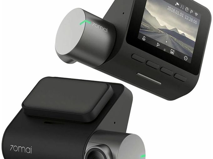 Автомобильные регистраторы Xiaomi 70mai