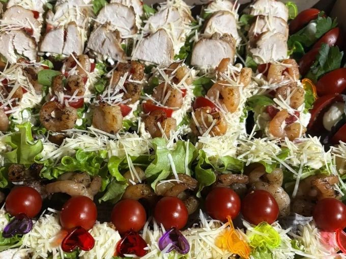 🥗 Встречайте — фуршетный сет «Цезарь»!