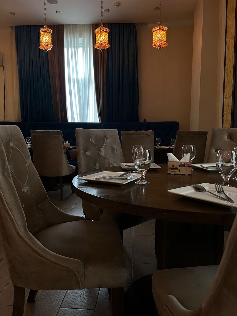 Gandhi Indian Restaurant & Lounge