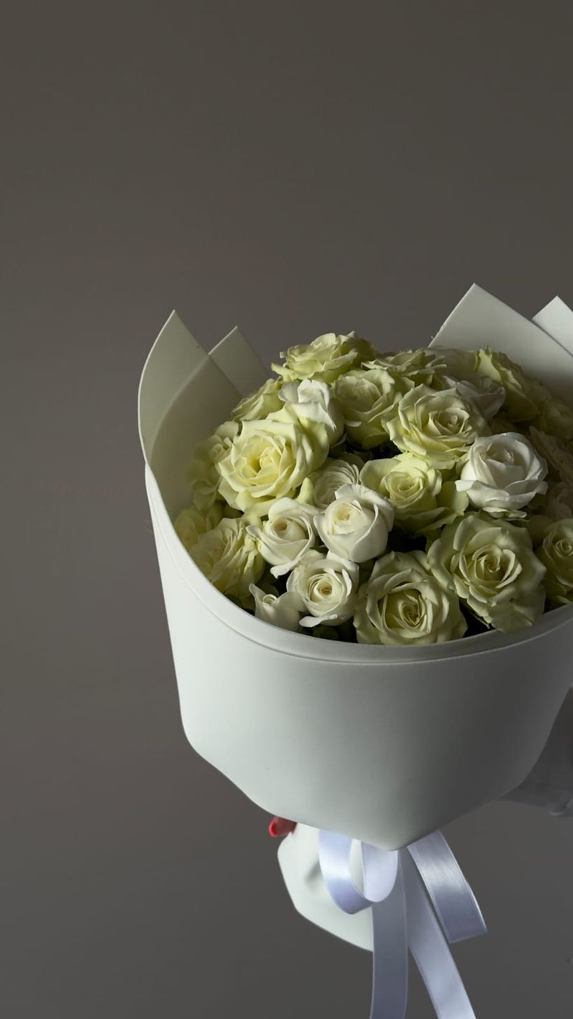 LILI FLOWERS