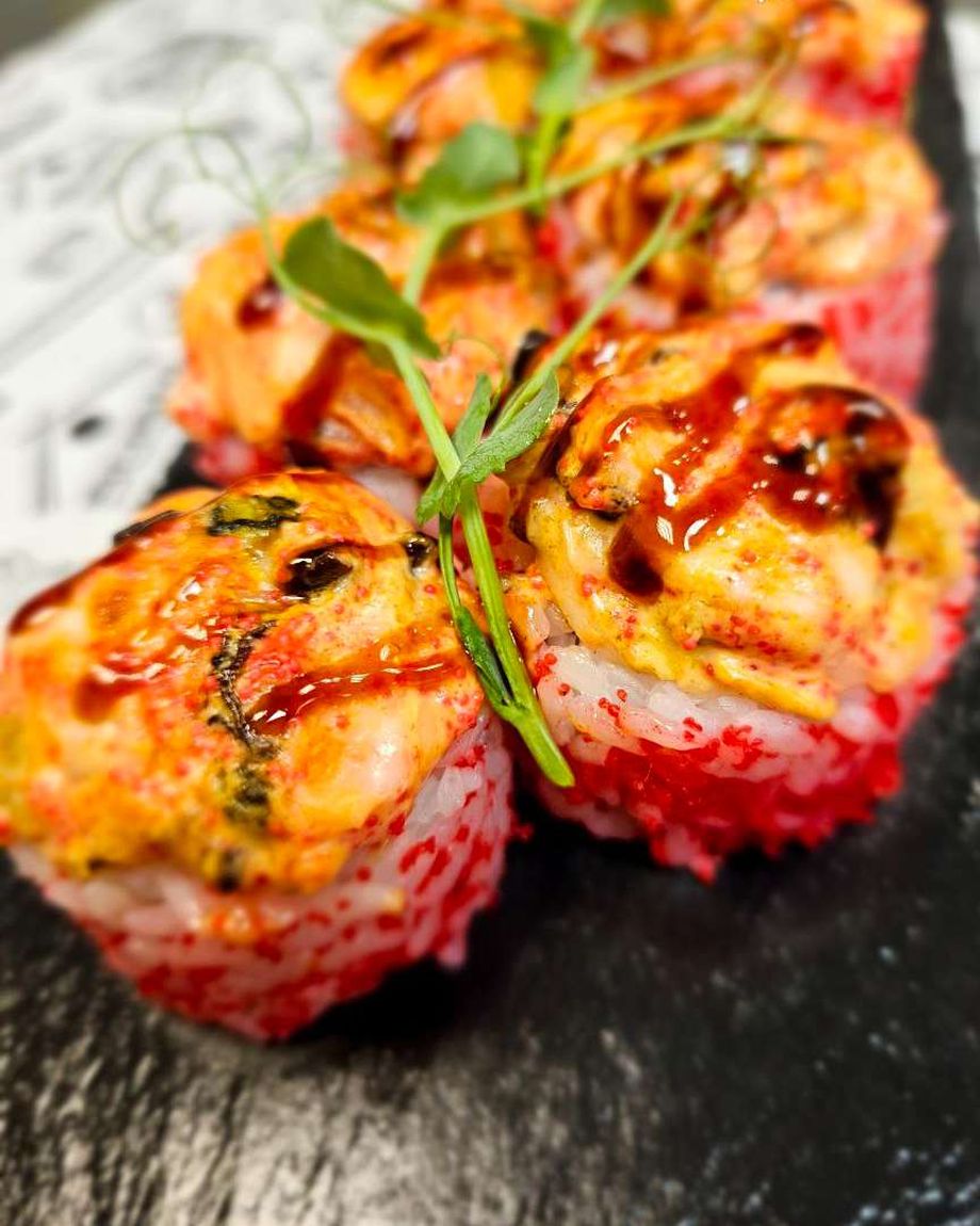 SUSHI HOUSE