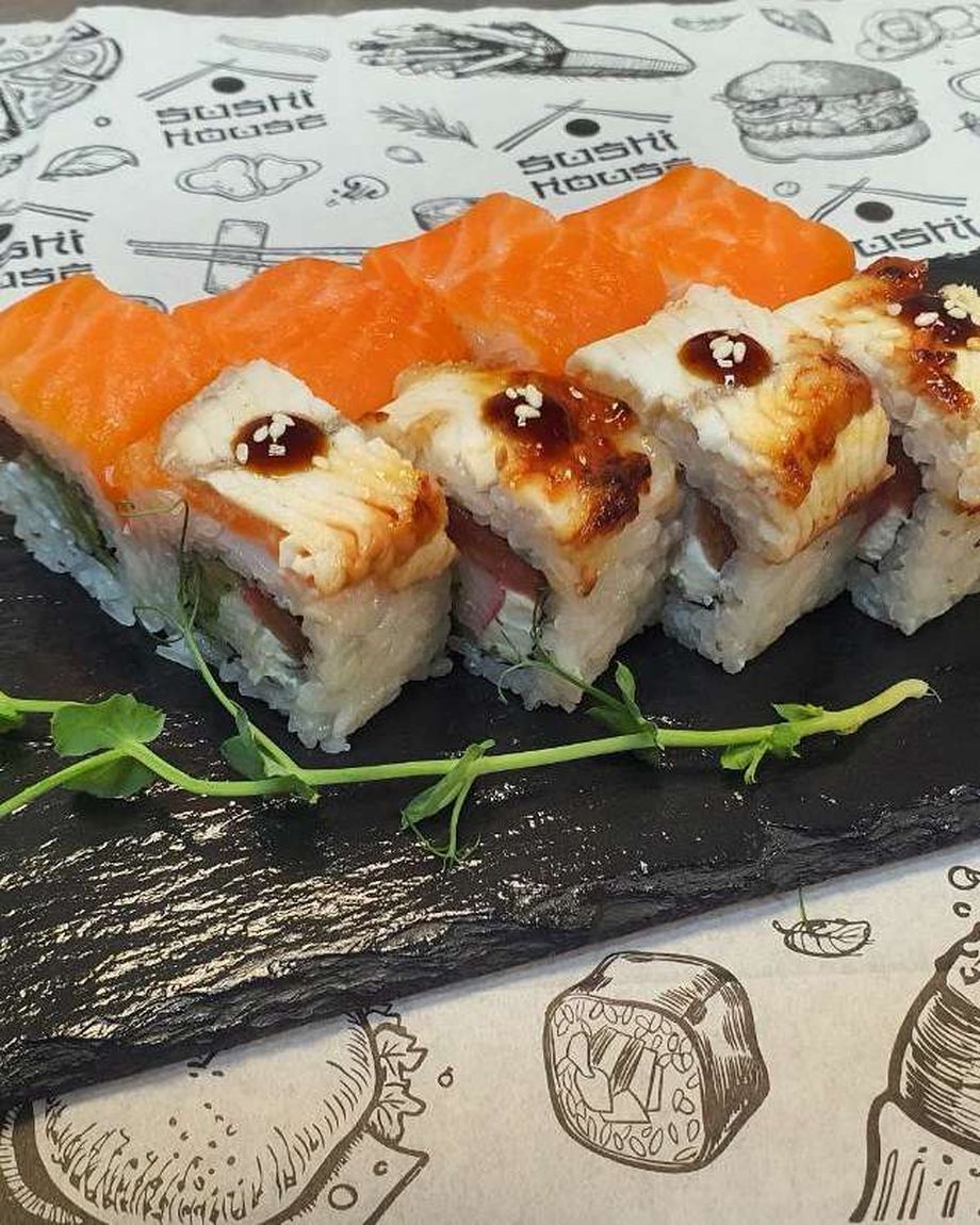 SUSHI HOUSE