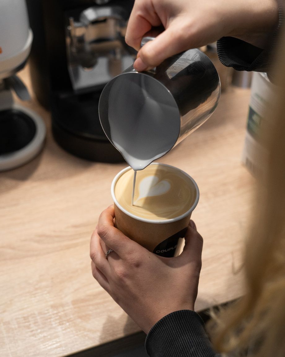 COUPLE CUPS