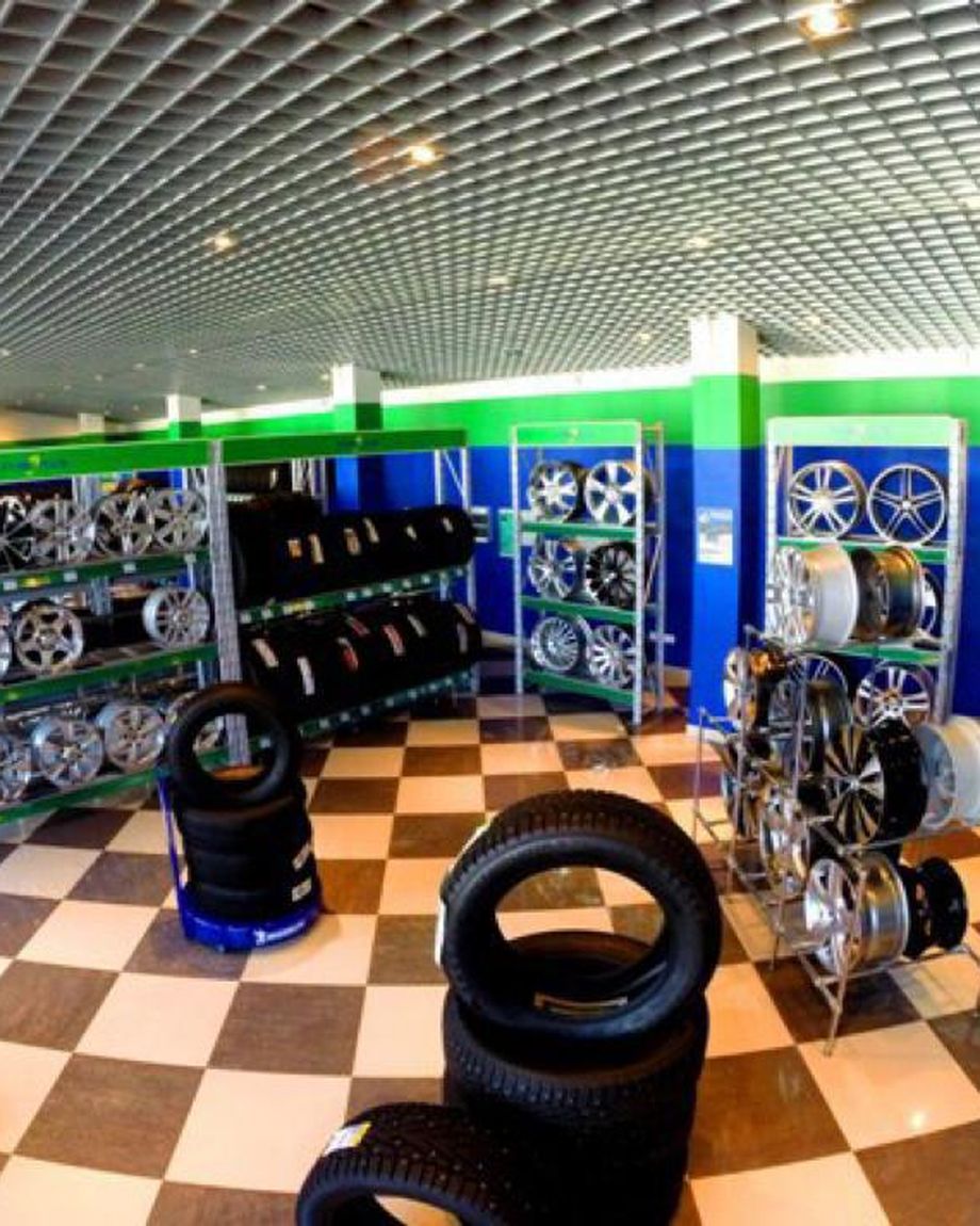 TYRE PLUS