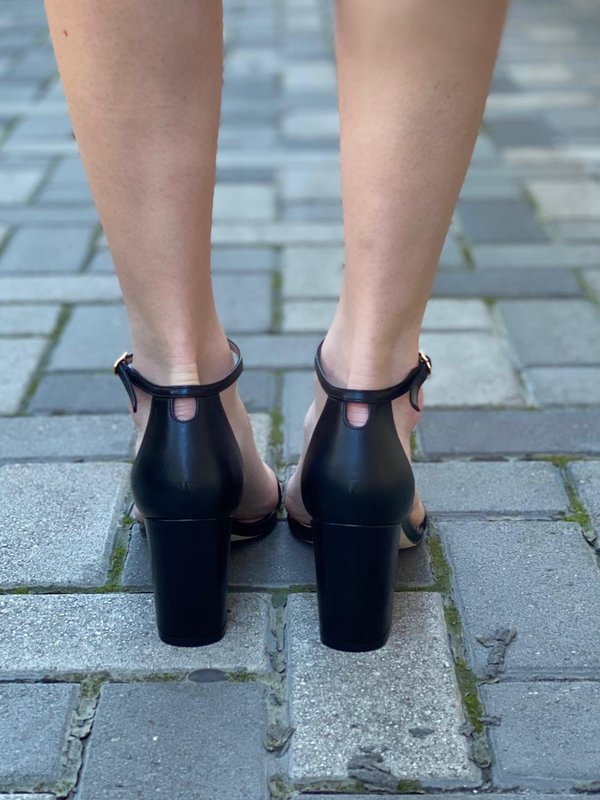 Босоножки женские STUART WEITZMAN