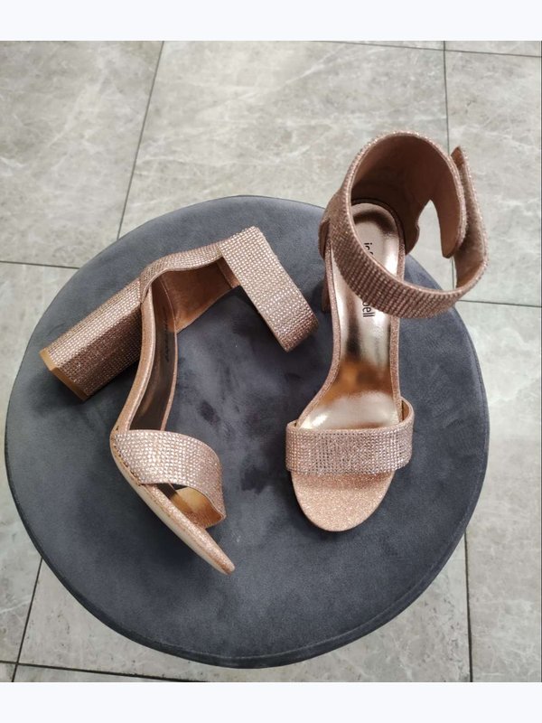 Босоножки женские JEFFREY CAMPBELL