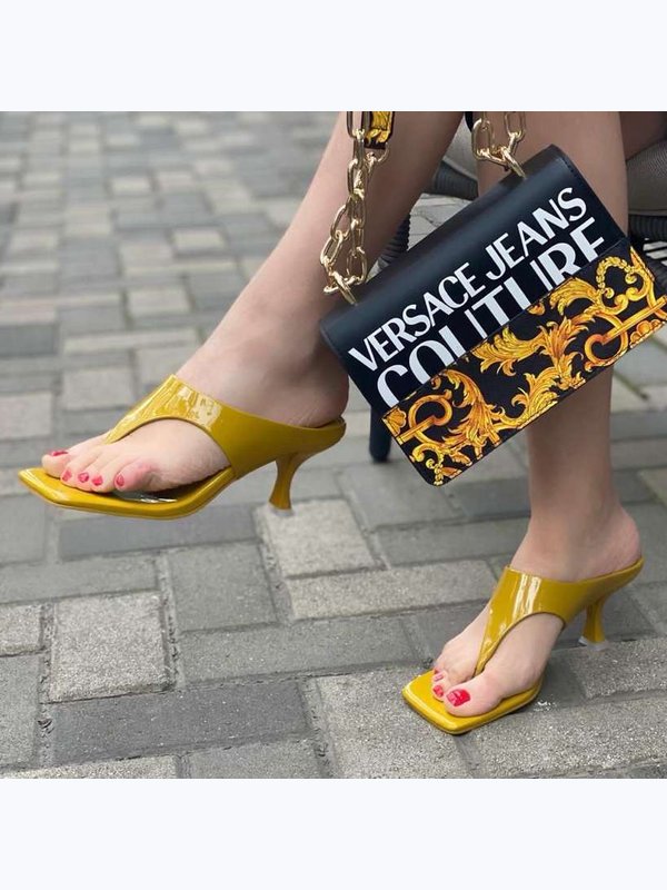 Сабо  женские JEFFREY CAMPBELL