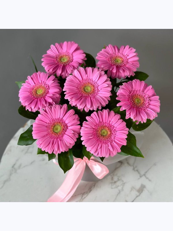 Композиция из "7 розовых гербер"