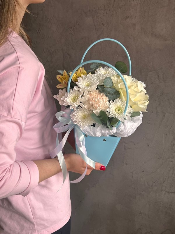 Цветочный комплимент с французской розой