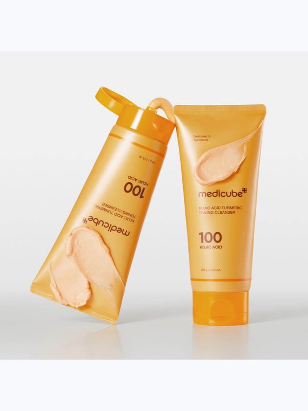 MEDICUBE KOJIC ACID TURMERIC TONING CLEANSER 120Г