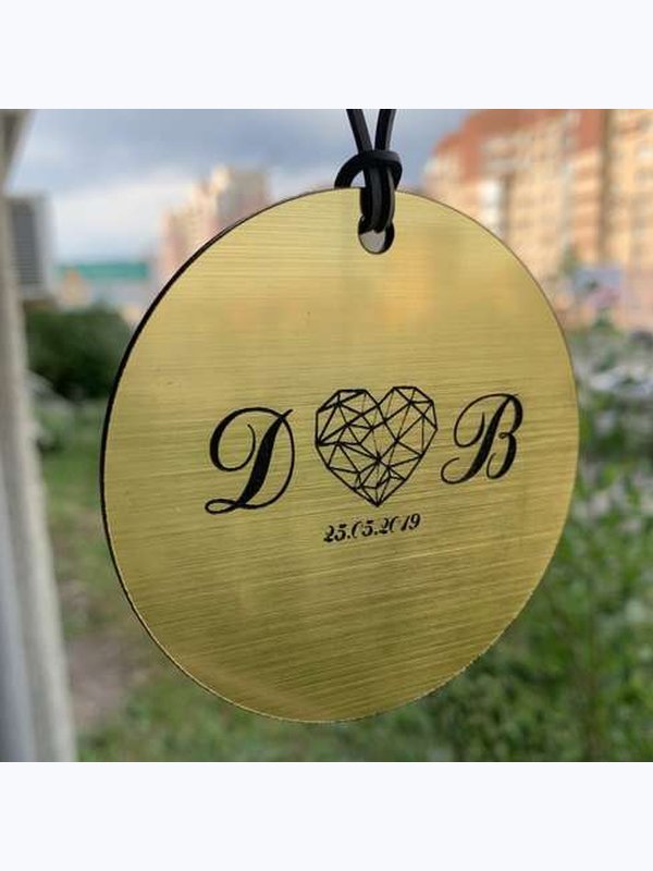 Подвеска на зеркало автомобиля