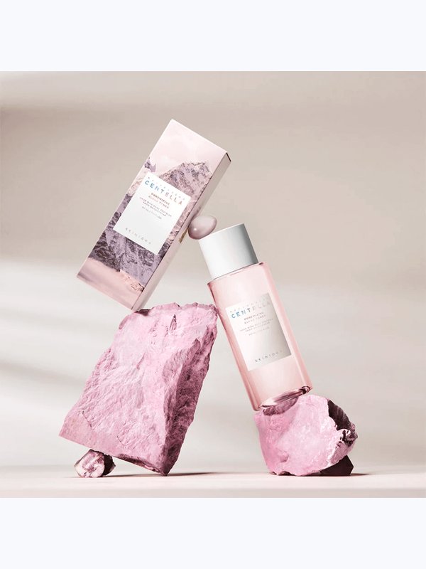 Тоник для сужения пор с центеллой SKIN1004 Madagascar Centella Poremizing Clear Toner