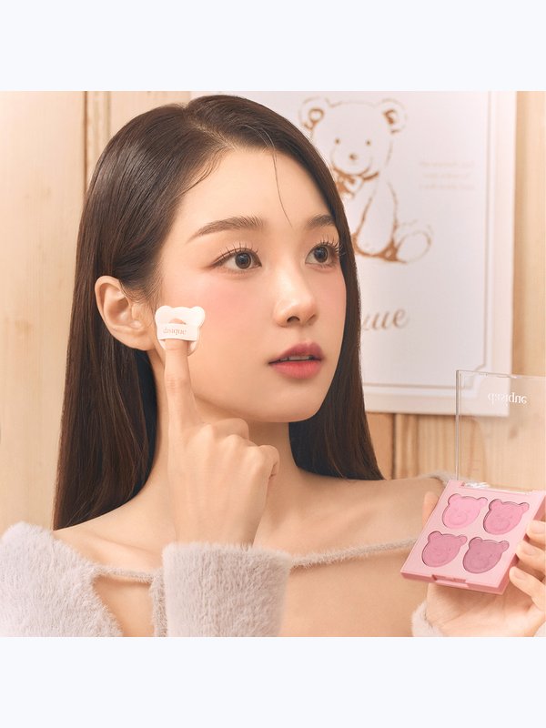 Палетка румян Dasique Blending Mood Cheek Bear Limited Edition