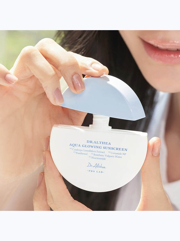 Увлажняющий солнцезащитный крем Dr. Althea Aqua Glowing Sunscreen SPF50+ PA++++