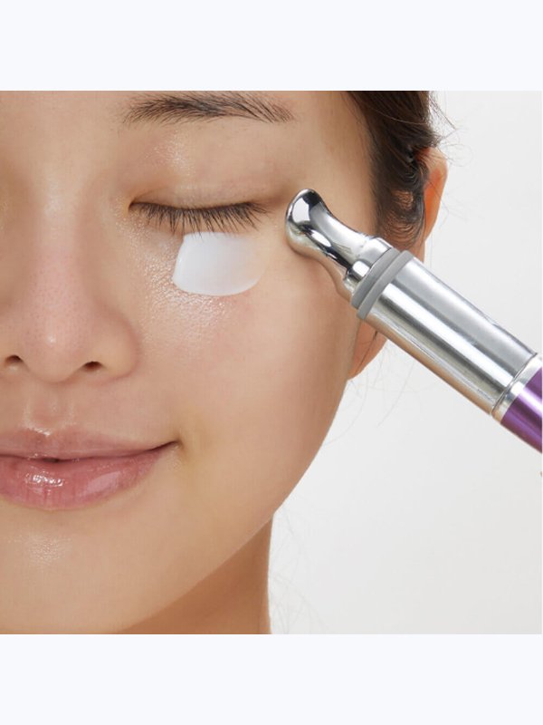 Массажный лифтинг-крем для век с микроиглами VT Cosmetics Reedle Shot Lifting Eye Cream