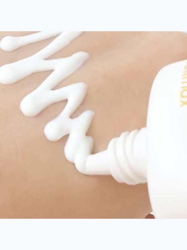 Осветляющий солнцезащитный крем Celimax