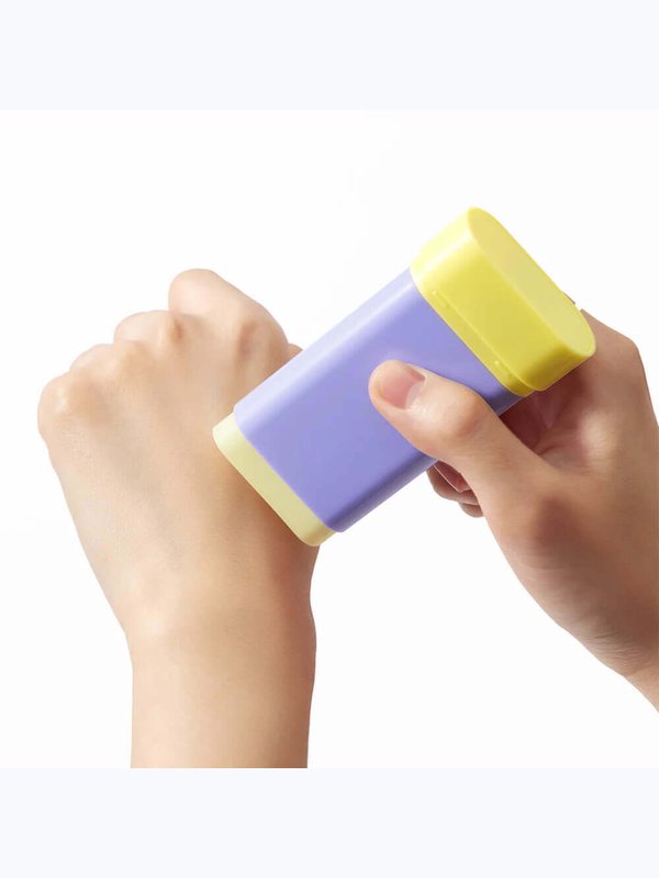 Солнцезащитный стик с бакучиолом By Wishtrend Pore Smoothing Bakuchiol Sun Stick SPF50+ PA++++